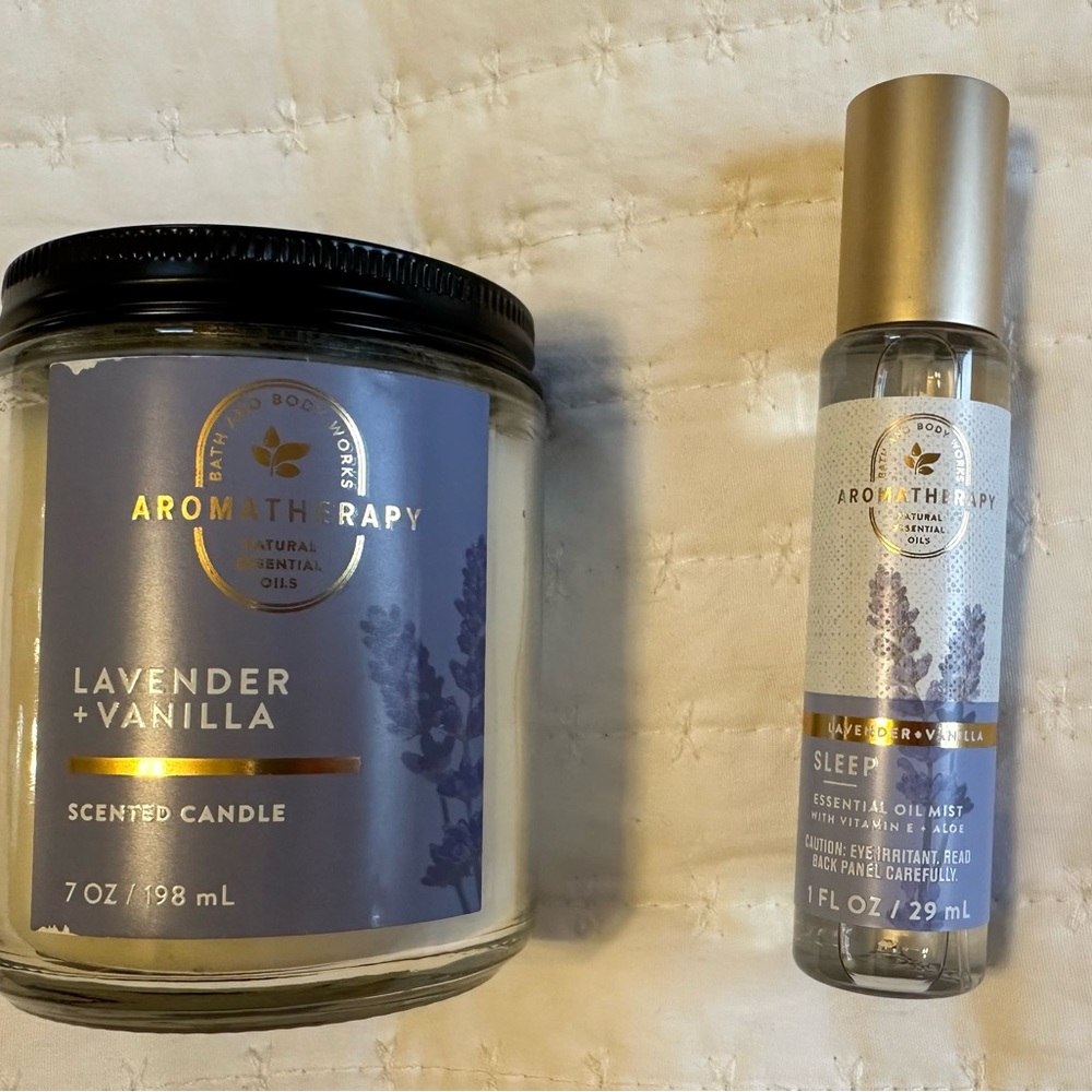 Bath & Body Works Lavender and Vanilla candle and essential oil mist. New.